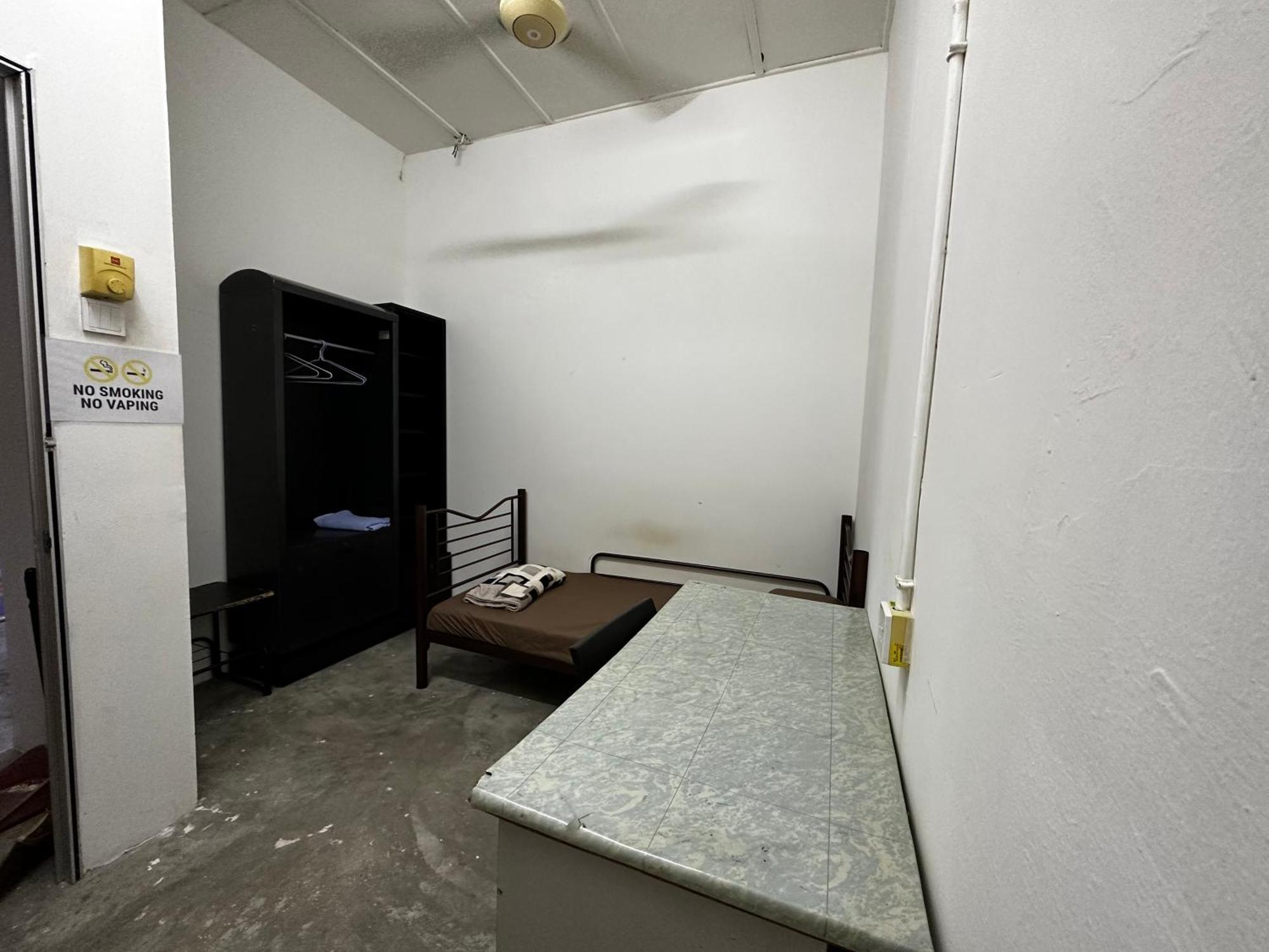 Jiaxin Dormitory - Puteri Wangsa 家馨旅舍 Ulu Tiram Exteriér fotografie